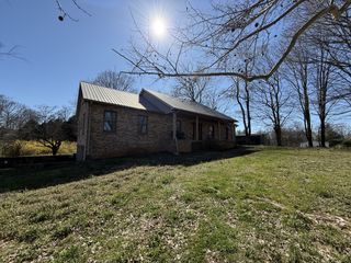 7618 Hwy 41 N, Adams, TN 37010