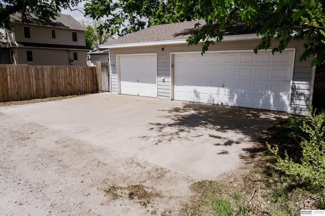 4819 Greenwood Street, Lincoln, NE 68504