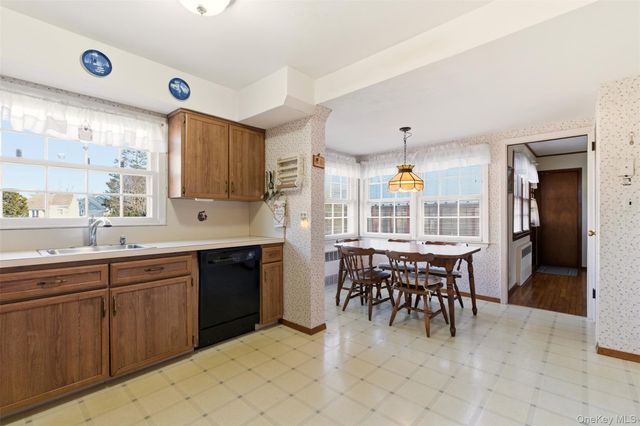 24 Birchwood Drive, Great River, NY 11739