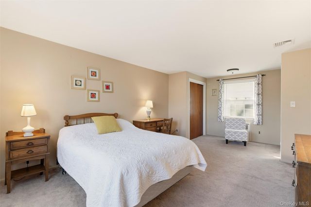 24 Birchwood Drive, Great River, NY 11739