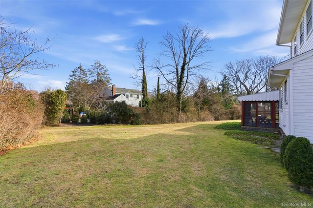 24 Birchwood Drive, Great River, NY 11739