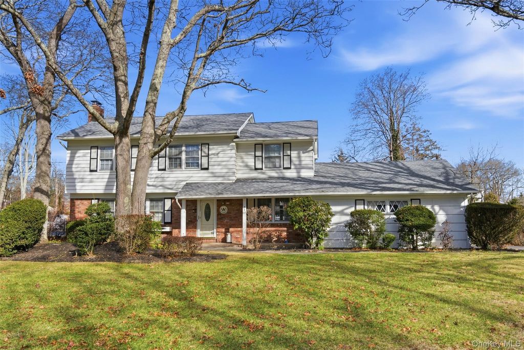 24 Birchwood Drive, Great River, NY 11739