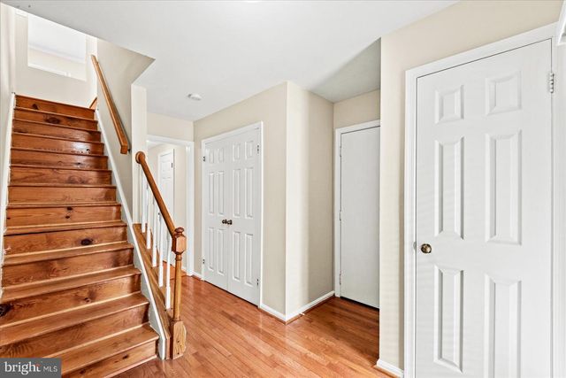 2112 HUTCHISON GROVE CT, Falls Church, VA 22043