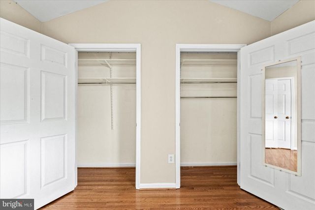 2112 HUTCHISON GROVE CT, Falls Church, VA 22043