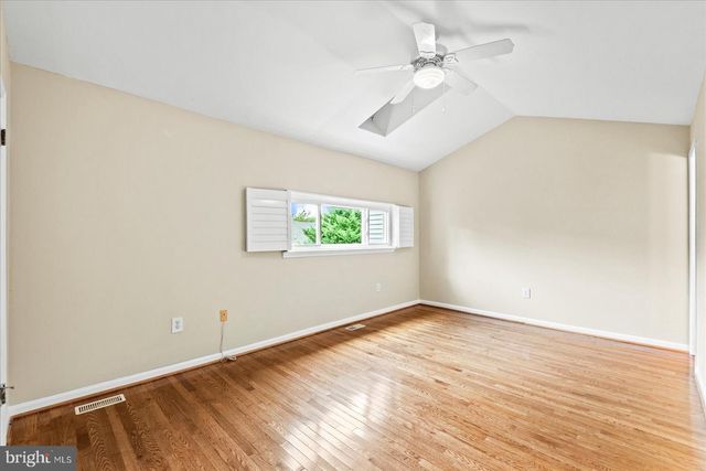 2112 HUTCHISON GROVE CT, Falls Church, VA 22043