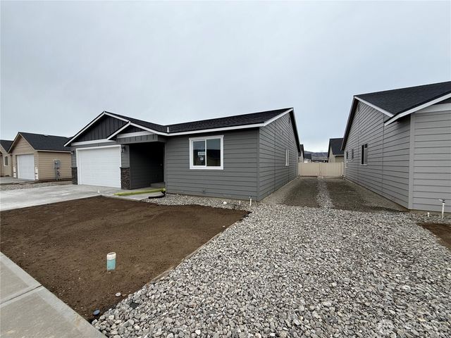 104 Salmon Drive, Wenatchee, WA 98801