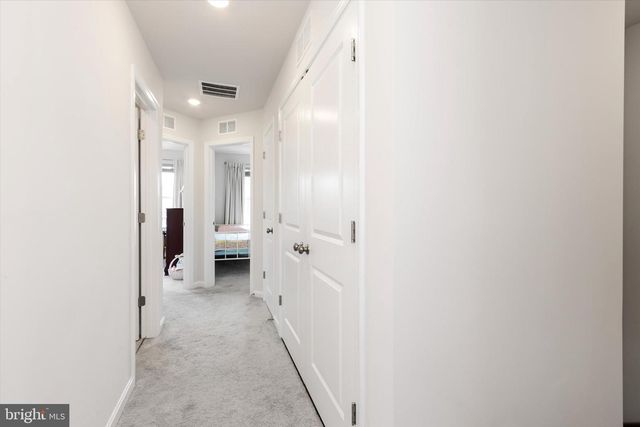 701 SEEBACK DR, Charles Town, WV 25414