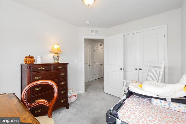 701 SEEBACK DR, Charles Town, WV 25414