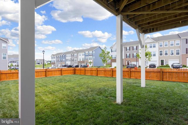 701 SEEBACK DR, Charles Town, WV 25414