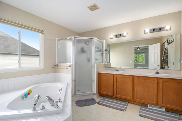 2119 Cattail Circle, Rochester, MI 48309