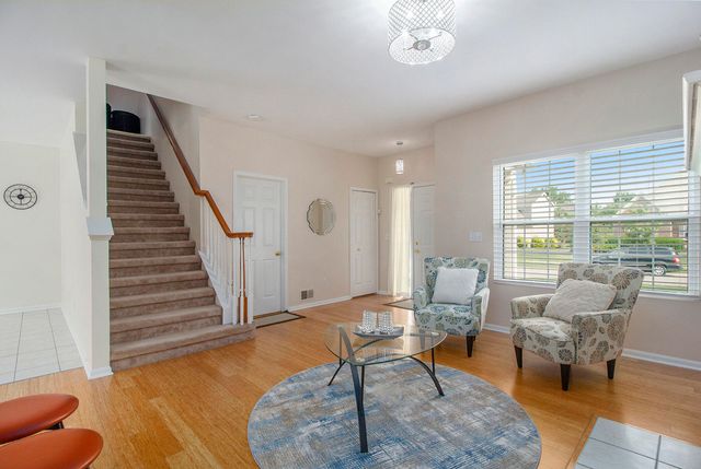 2119 Cattail Circle, Rochester, MI 48309