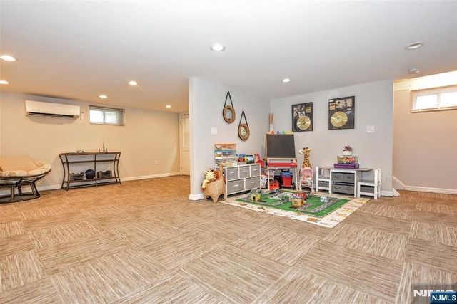 113 Grove Street, Waldwick, NJ 07463