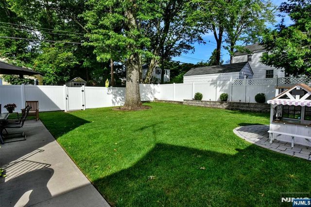 113 Grove Street, Waldwick, NJ 07463