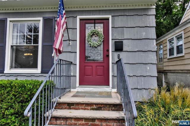 113 Grove Street, Waldwick, NJ 07463