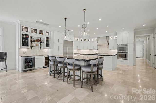 7225 Governors Row, Charlotte, NC 28277