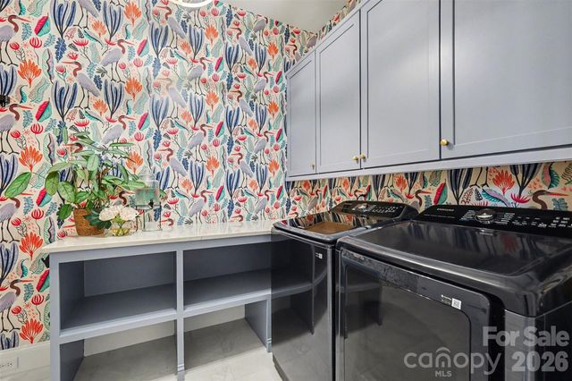 7225 Governors Row, Charlotte, NC 28277