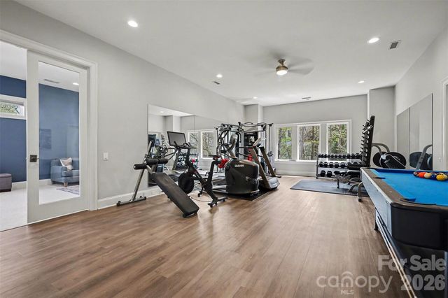 7225 Governors Row, Charlotte, NC 28277