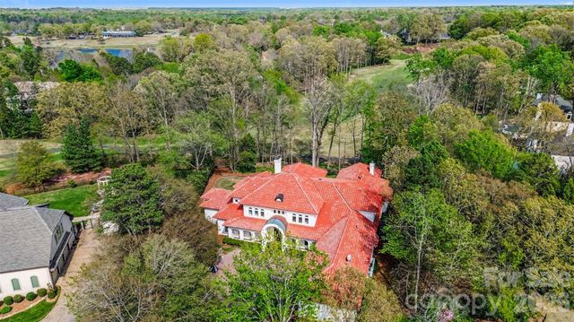 7225 Governors Row, Charlotte, NC 28277