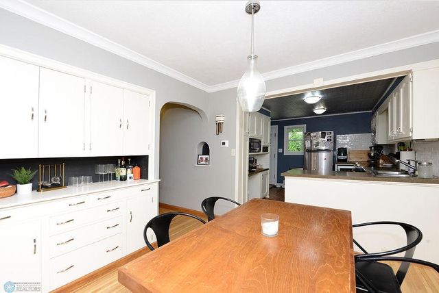 514 4th Avenue S, Moorhead, MN 56560