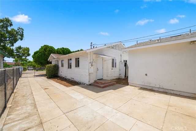 755 E Monterey Avenue, Pomona, CA 91767
