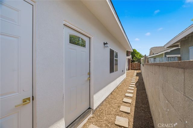 755 E Monterey Avenue, Pomona, CA 91767