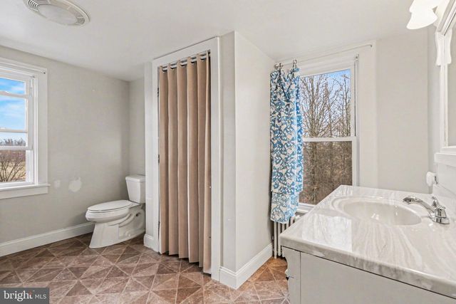 7139 OLD HARRISBURG RD, York Springs, PA 17372