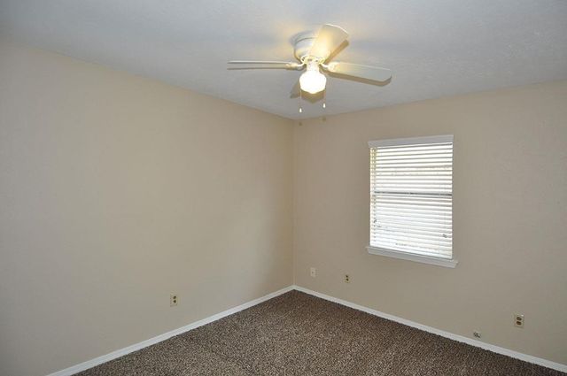 28302 Doverbrook Drive Drive, Huffman, TX 77336