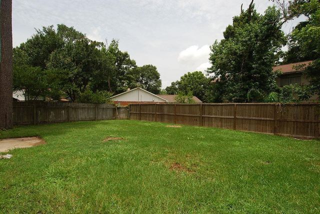 28302 Doverbrook Drive Drive, Huffman, TX 77336