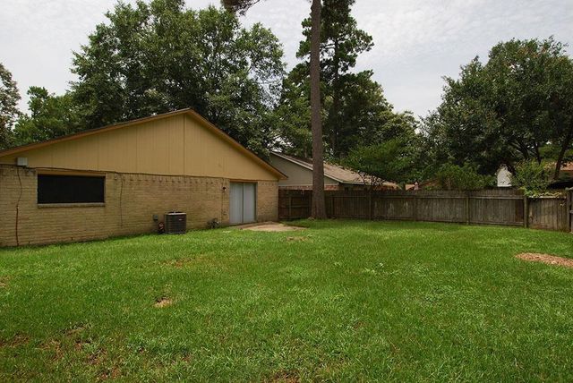 28302 Doverbrook Drive Drive, Huffman, TX 77336