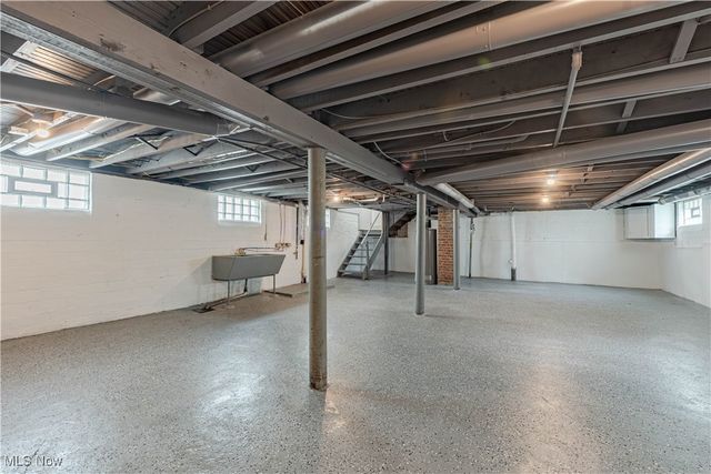 4049 W 157th Street, Cleveland, OH 44135