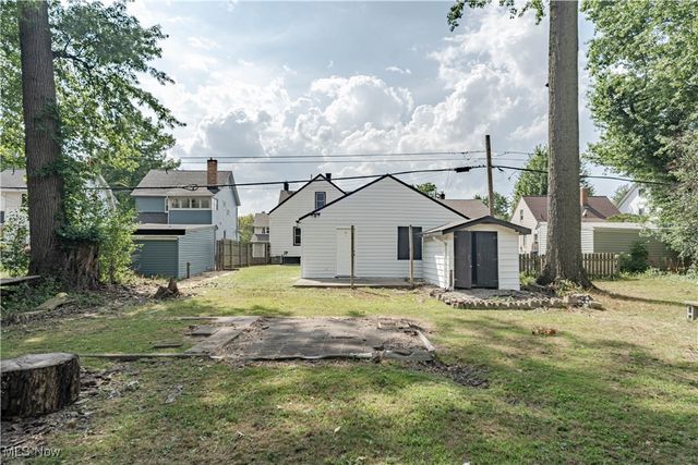 4049 W 157th Street, Cleveland, OH 44135