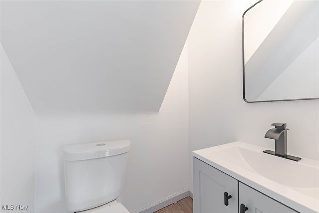 4049 W 157th Street, Cleveland, OH 44135