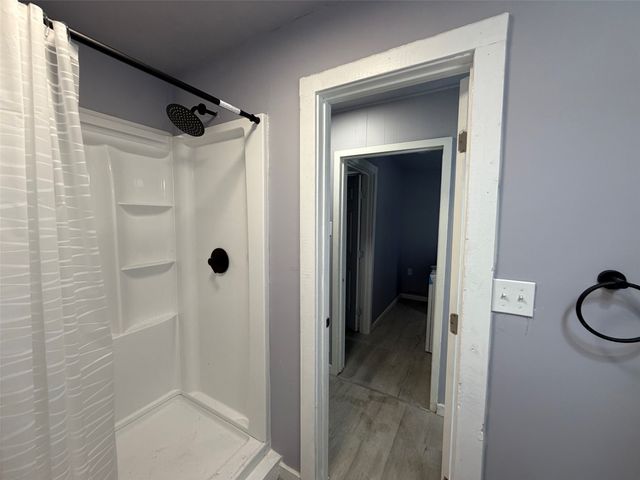 513 Shawnee Trace, Grand Prairie, TX 75051