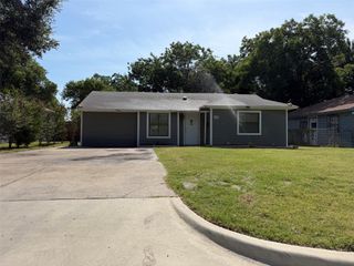 513 Shawnee Trace, Grand Prairie, TX 75051