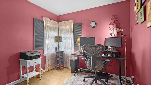 272 W 23rd Street, Holland, MI 49423