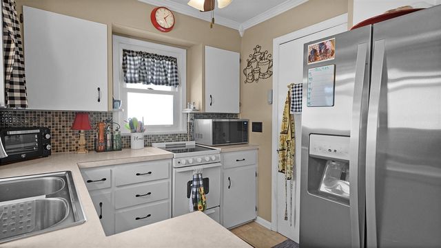 272 W 23rd Street, Holland, MI 49423