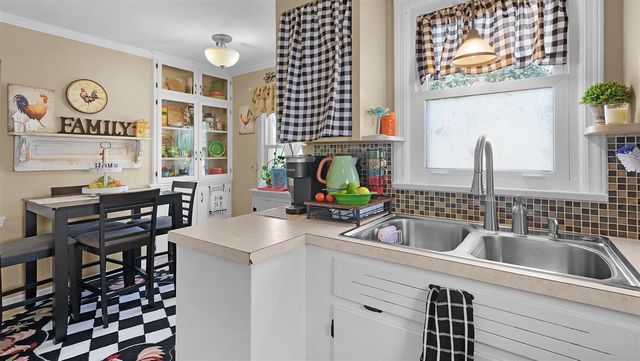272 W 23rd Street, Holland, MI 49423