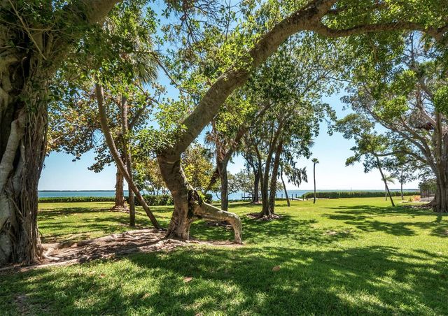 5260 GULF OF MEXICO DRIVE 413, Longboat Key, FL 34228