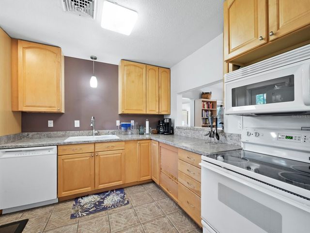 5260 GULF OF MEXICO DRIVE 413, Longboat Key, FL 34228