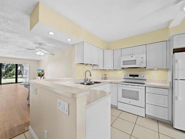 5260 GULF OF MEXICO DRIVE 413, Longboat Key, FL 34228