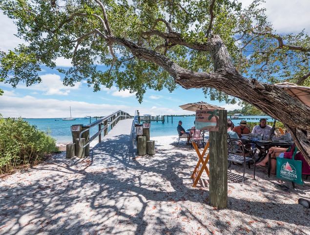5260 GULF OF MEXICO DRIVE 413, Longboat Key, FL 34228