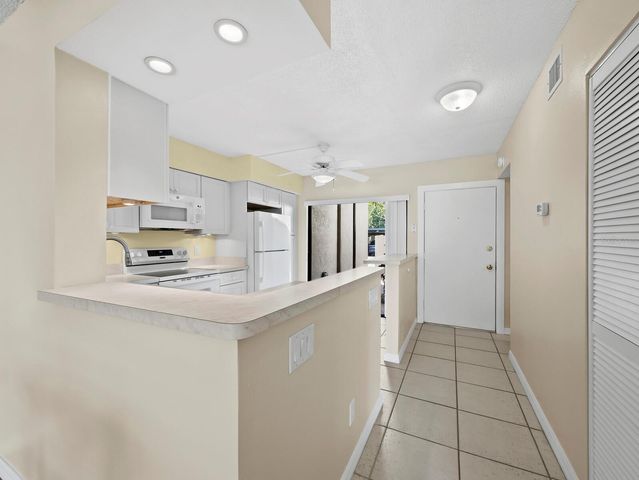 5260 GULF OF MEXICO DRIVE 413, Longboat Key, FL 34228