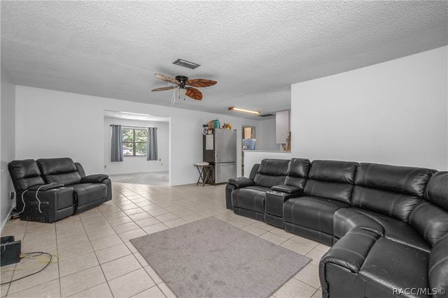1561 NW 21st Street, Crystal River, FL 34428