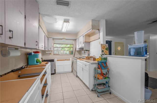 1561 NW 21st Street, Crystal River, FL 34428