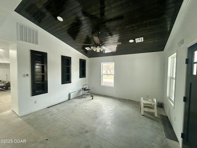 112 Orchard Street, Alba, MO 64830