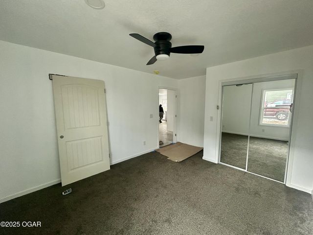 112 Orchard Street, Alba, MO 64830