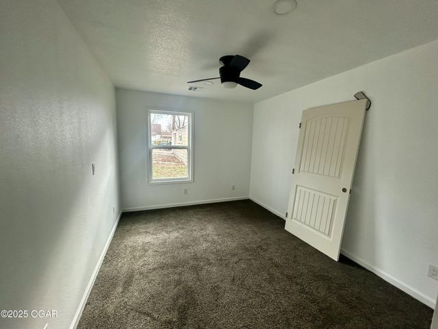 112 Orchard Street, Alba, MO 64830