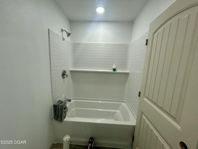 112 Orchard Street, Alba, MO 64830