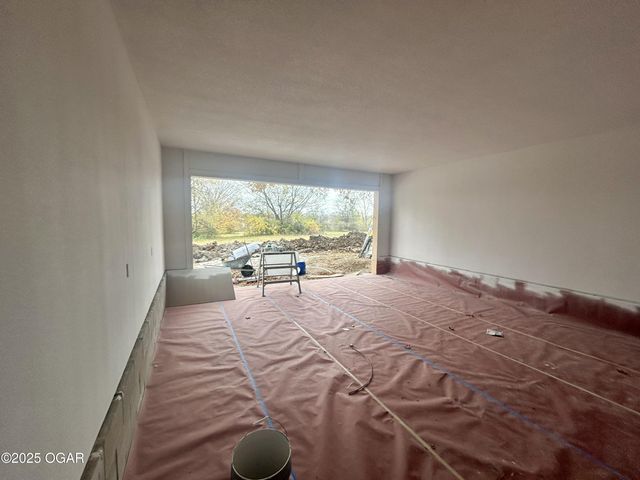 112 Orchard Street, Alba, MO 64830