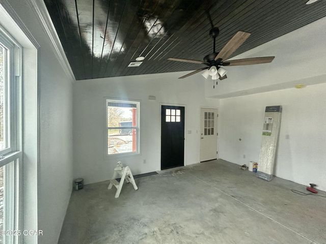 112 Orchard Street, Alba, MO 64830